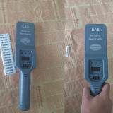 Tragbares 2-in-1 Gerät für AM 58kHz Sicherheitssystem – Detektor & Deaktivator mit akustischem und optischem Alarm